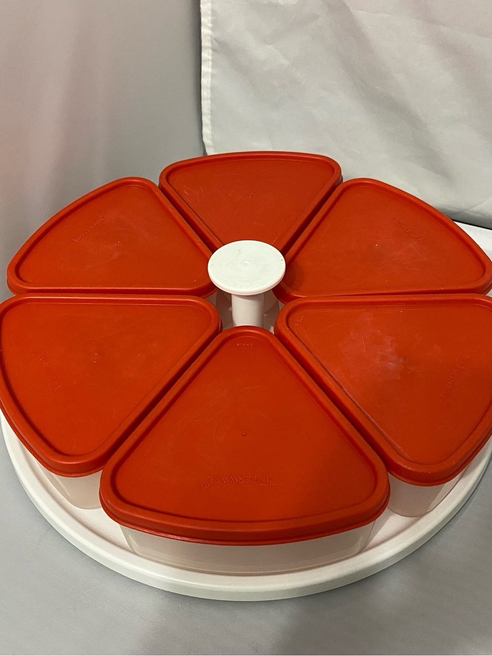 Tupperware Red 6-Segment Rotating Food Storage Carousel - Picture 16 of 16
